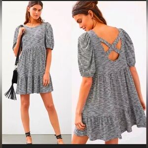 Daily Practice Grey Knit Tiered Puff-Sleeve Dress with Cross-Back Medium
